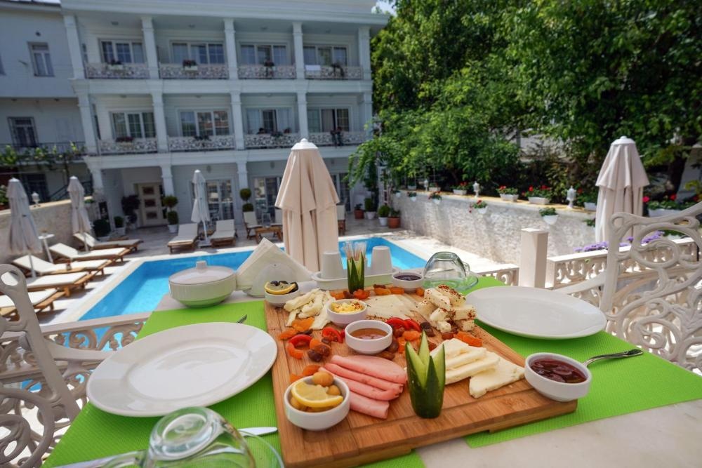 Buyukada Cankaya Hotel